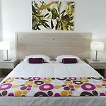 Frixos Apts 4* Вороклини