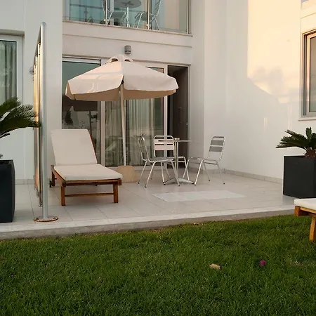 Ξενοδοχείο Frixos Apts Βορόκλινη