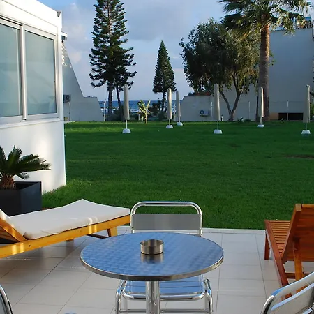 Frixos Apts Voróklini