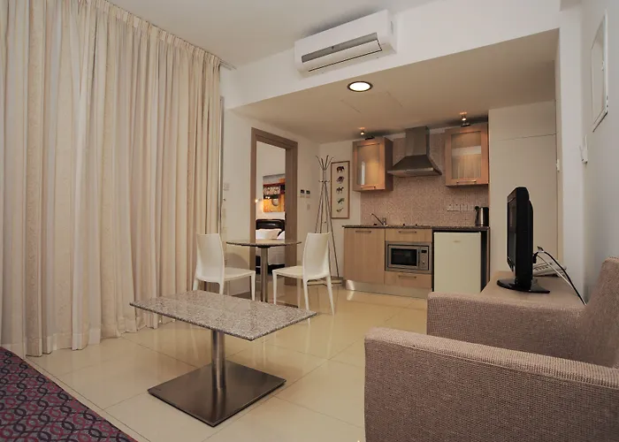 Frixos Apts Вороклини