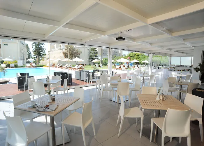 Frixos Apts Вороклини